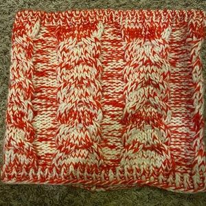 Gap Circular Crochet Scarf